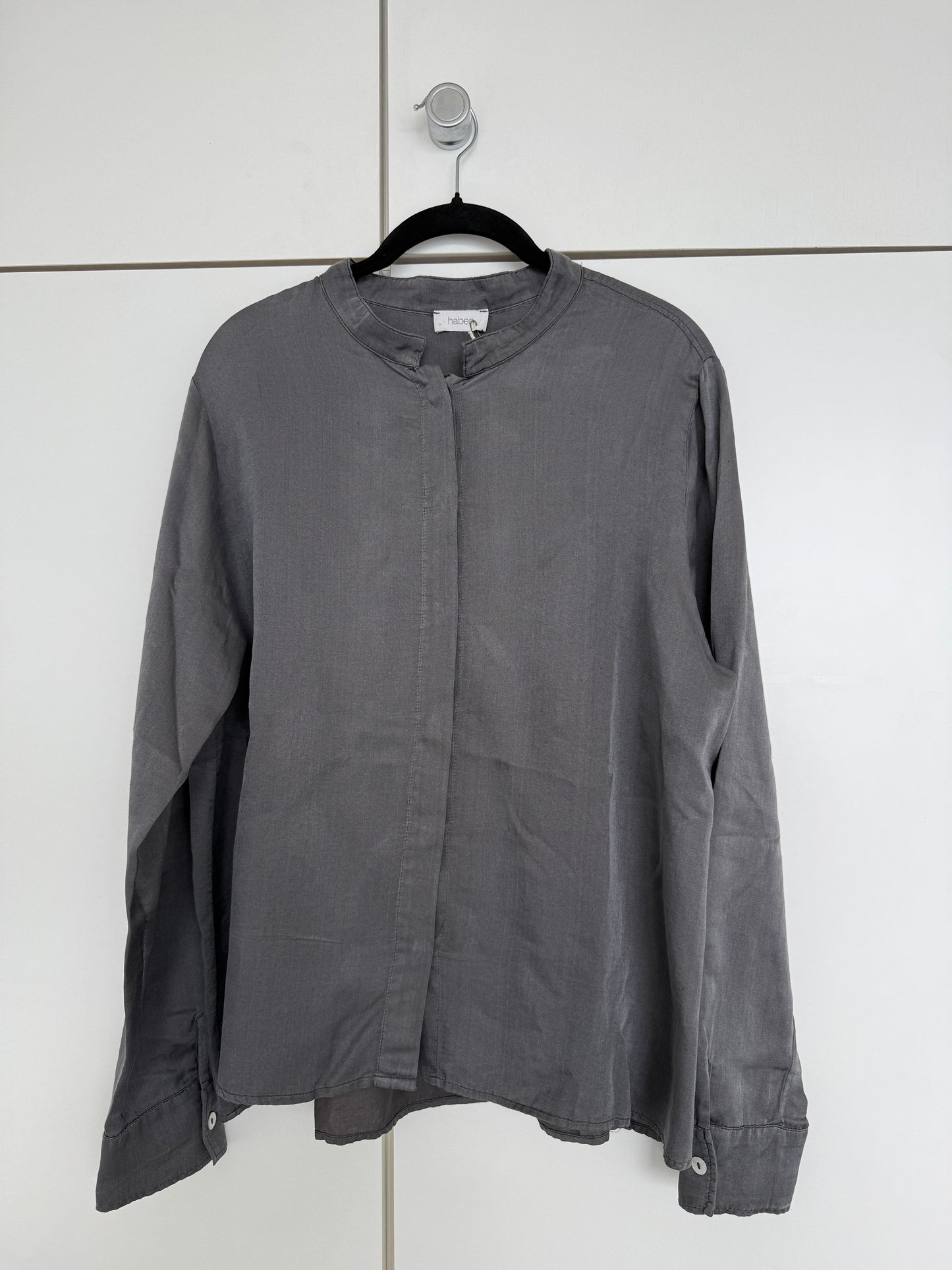 Silk shirt "Haben" grey